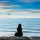 A medida que envejecemos pasamos más tiempo en soledad. Josh Adamski en Unsplash.